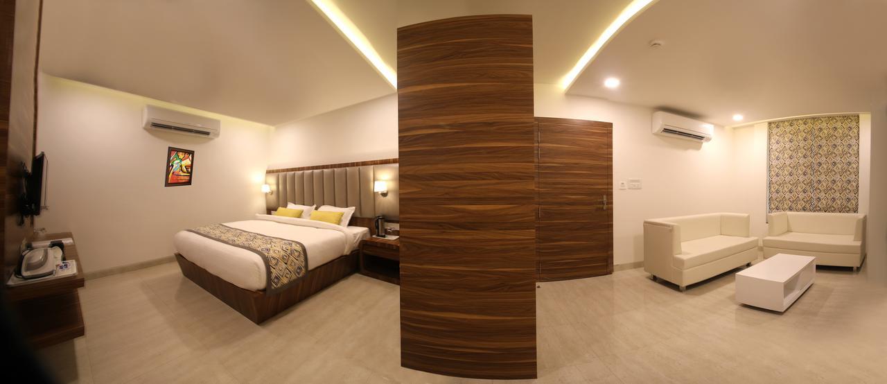 Hotel Narayanam Kota  Luaran gambar