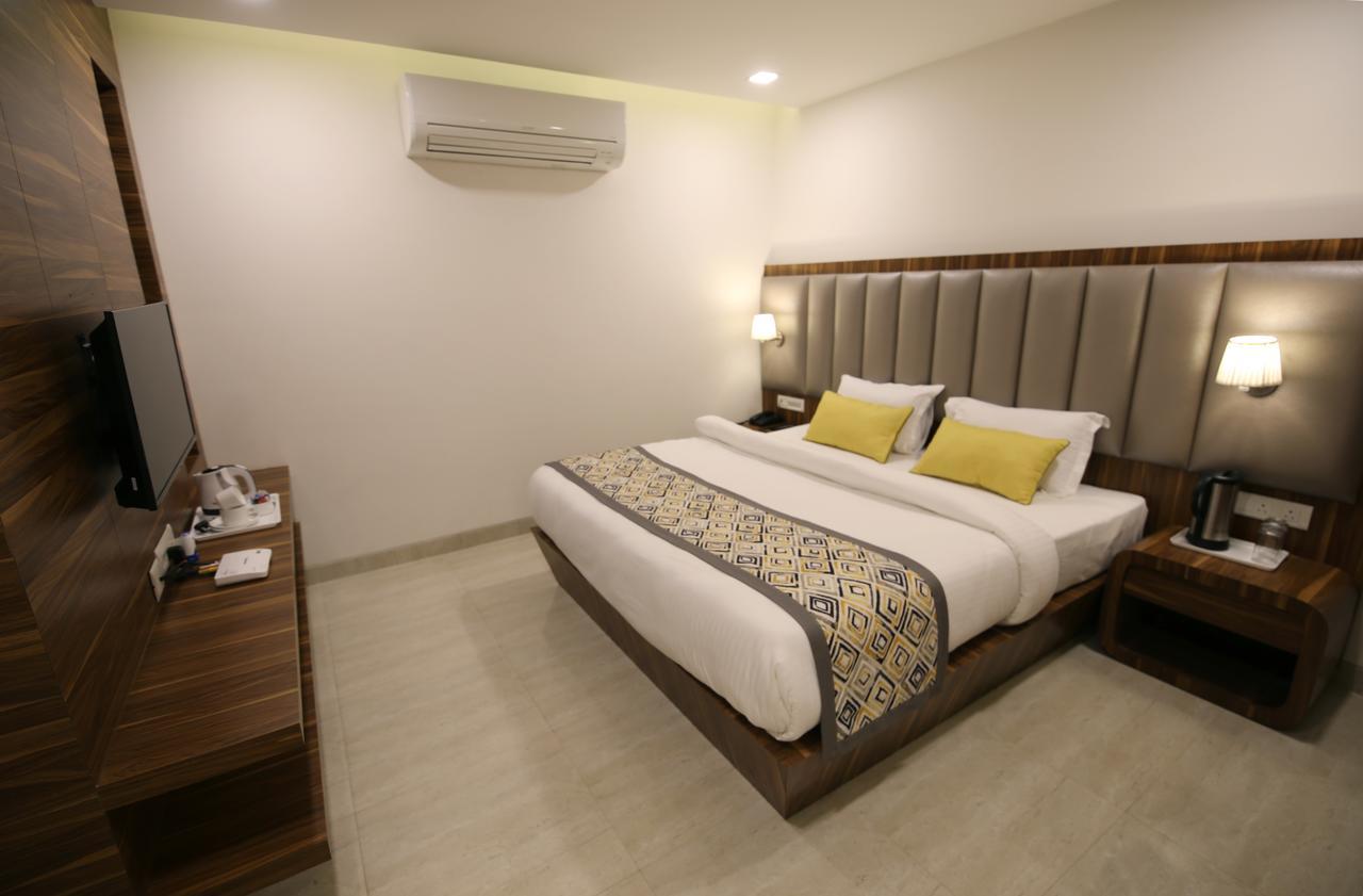 Hotel Narayanam Kota  Luaran gambar